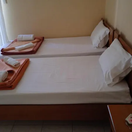 Golden Sand Aparthotel *